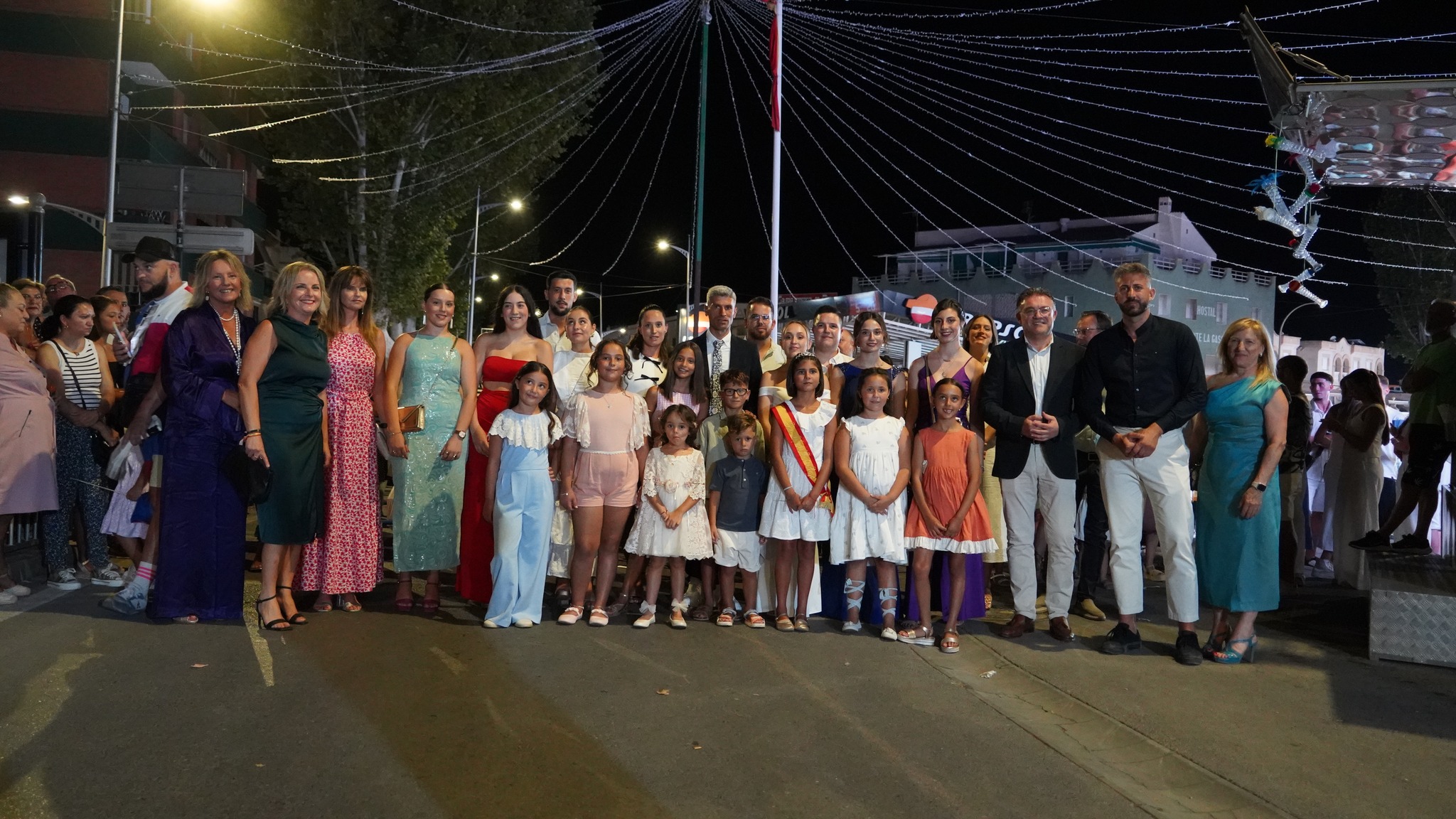 El encendido del alumbrado de la Feria de Berja da inicio a cinco días de fiesta